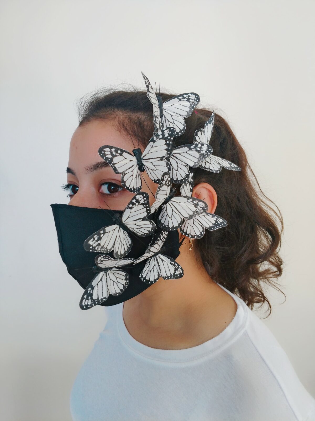 butterfly-face-mask-arturo-rios